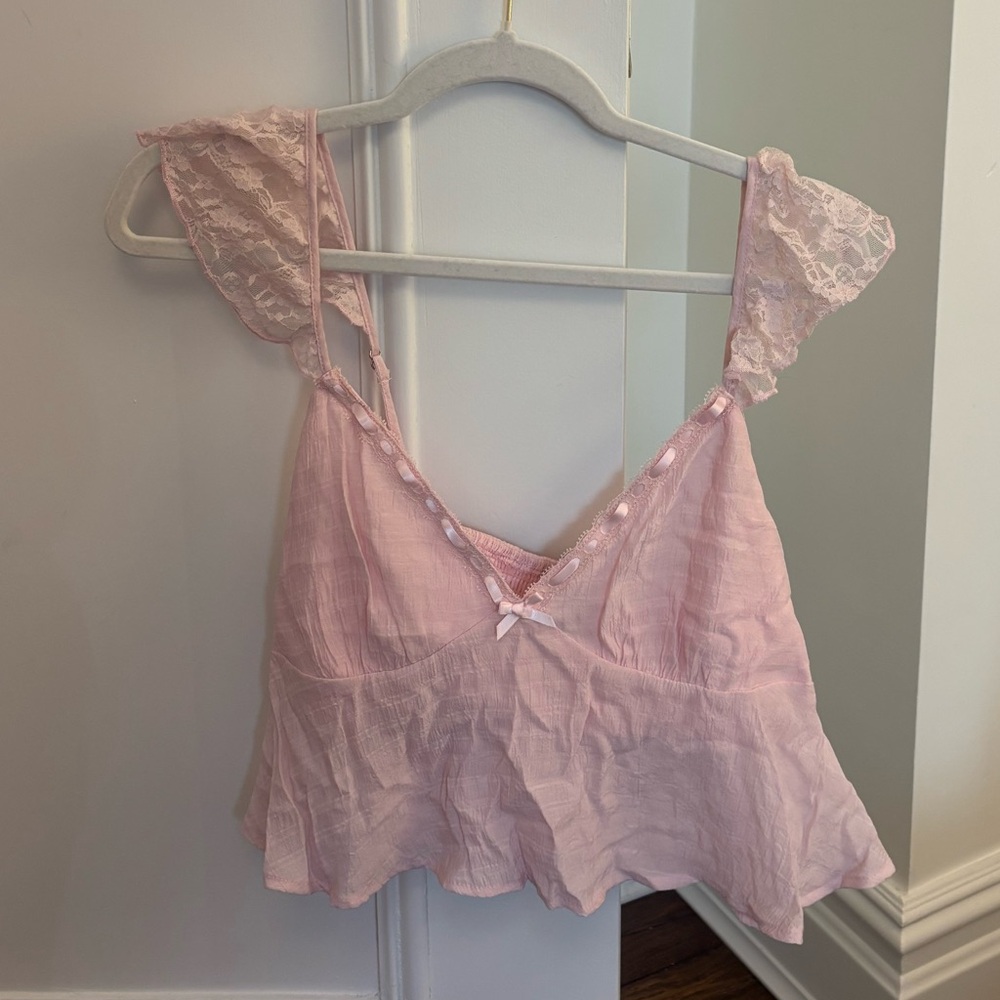 Delicate Pink Lace-Trim Crop Top